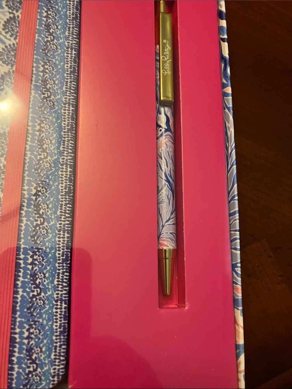 LILLY PULITZER. MOTHER’S DAY GIFT. NWT ON BOTH-JOURNAL SET & BANGLE BRACELET. - Picture 7 of 15